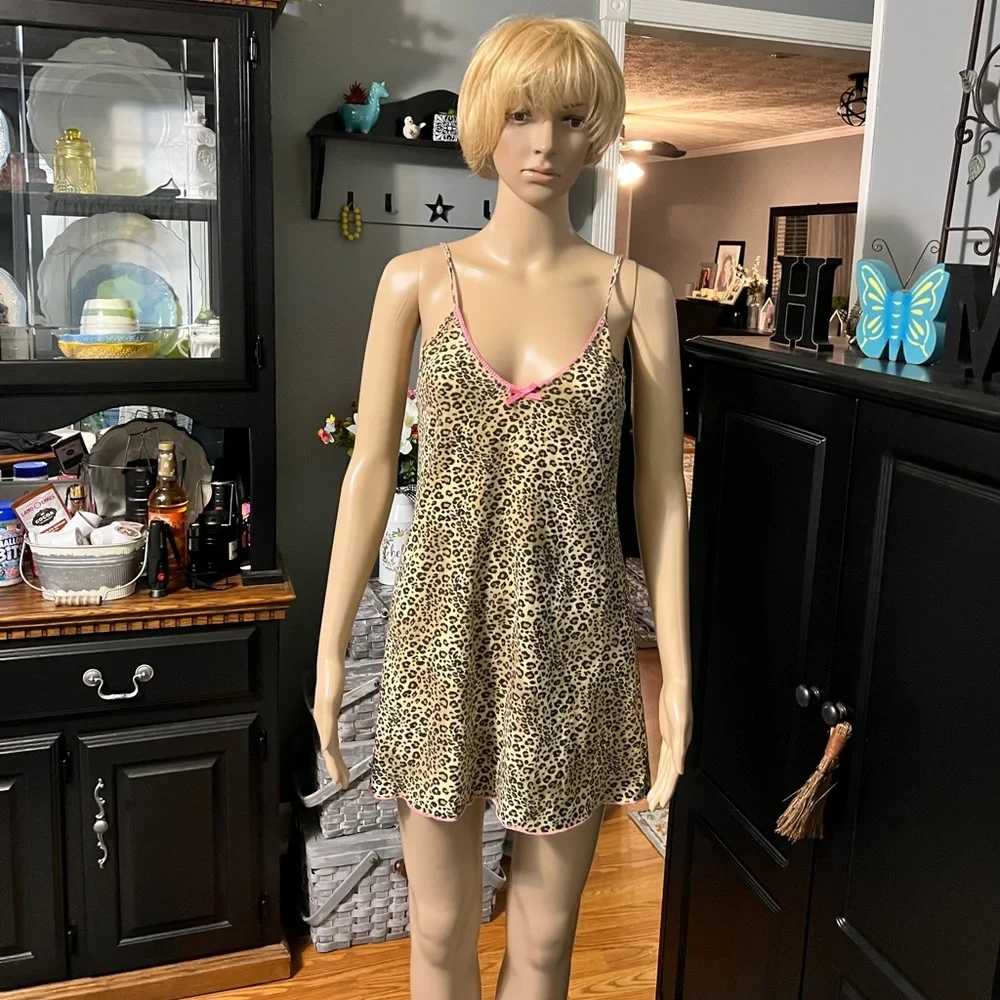 Love Letters Lounge Wear Gown SZ SM‎